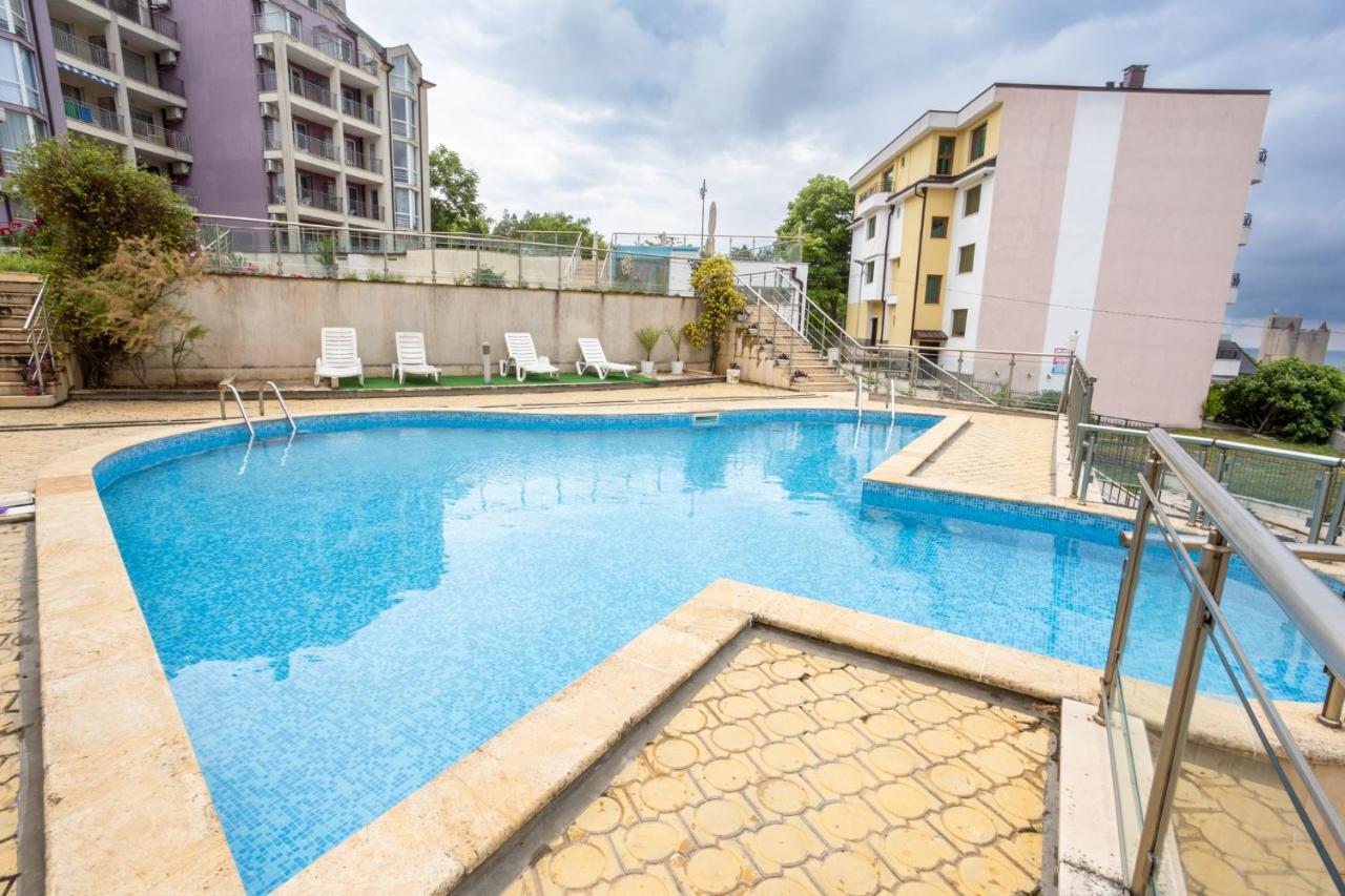Апартамент Славея Kavarna Extérieur photo